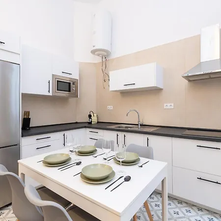 Modern Spacious Palace -1Bedroom-Center Malaga Exterior photo